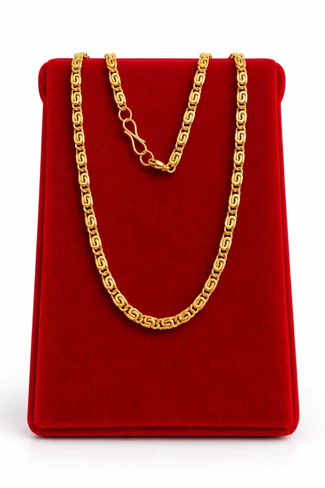 Gold Plated Ornate Interlocking Link Neck Chain for Men & Women with Gift Box Packing thumbnail 2